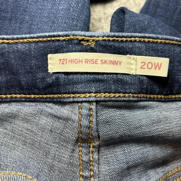 Levi’s Women’s 721 High Rise Skinny Jeans 20W Dark Wash Stretch Denim - Picture 3 of 10